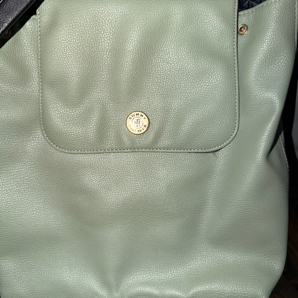 Tommy Hilfiger Green Leather Shoulder Bag